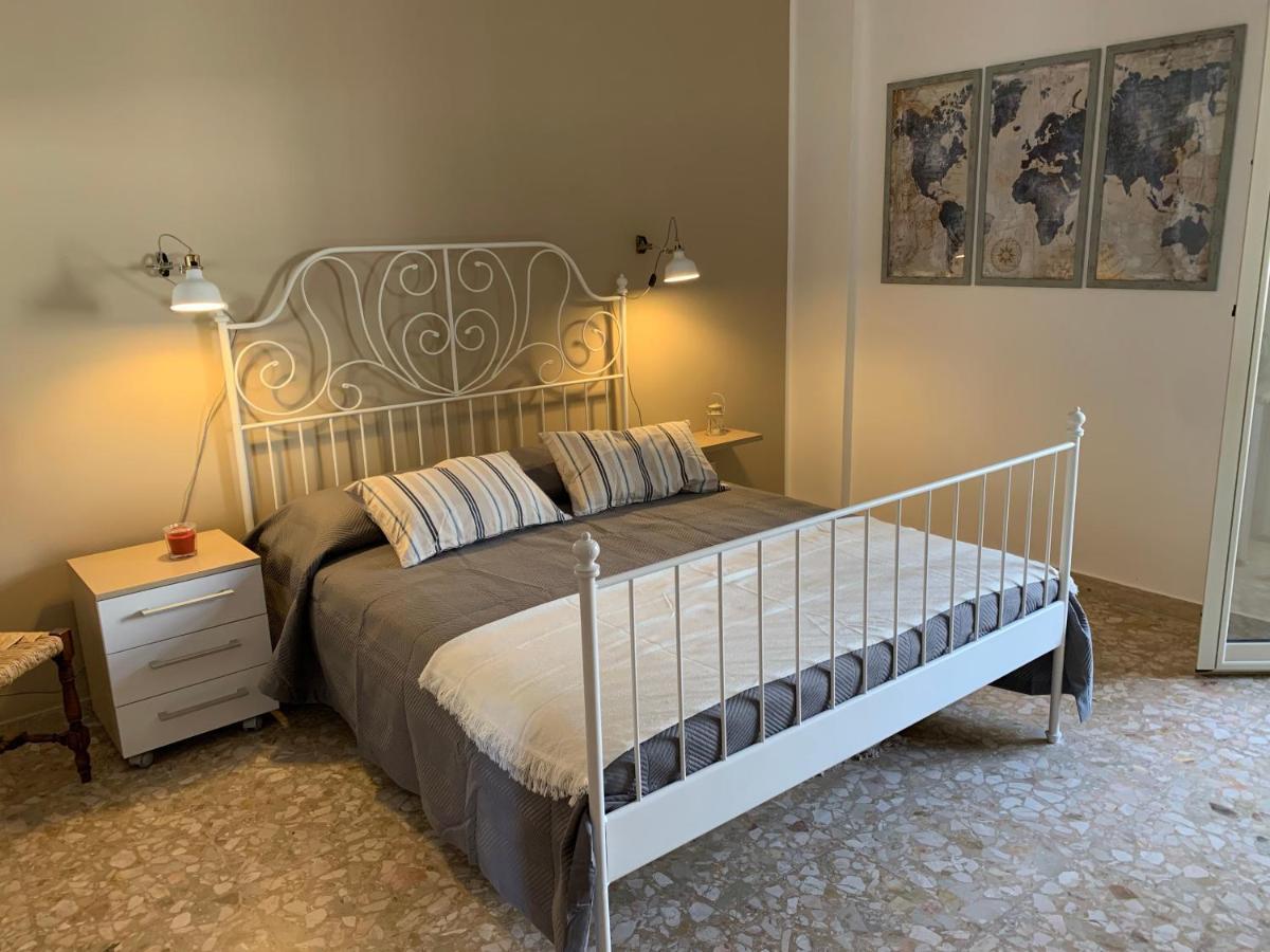 B&B Fiorisol 아우구스타 외부 사진