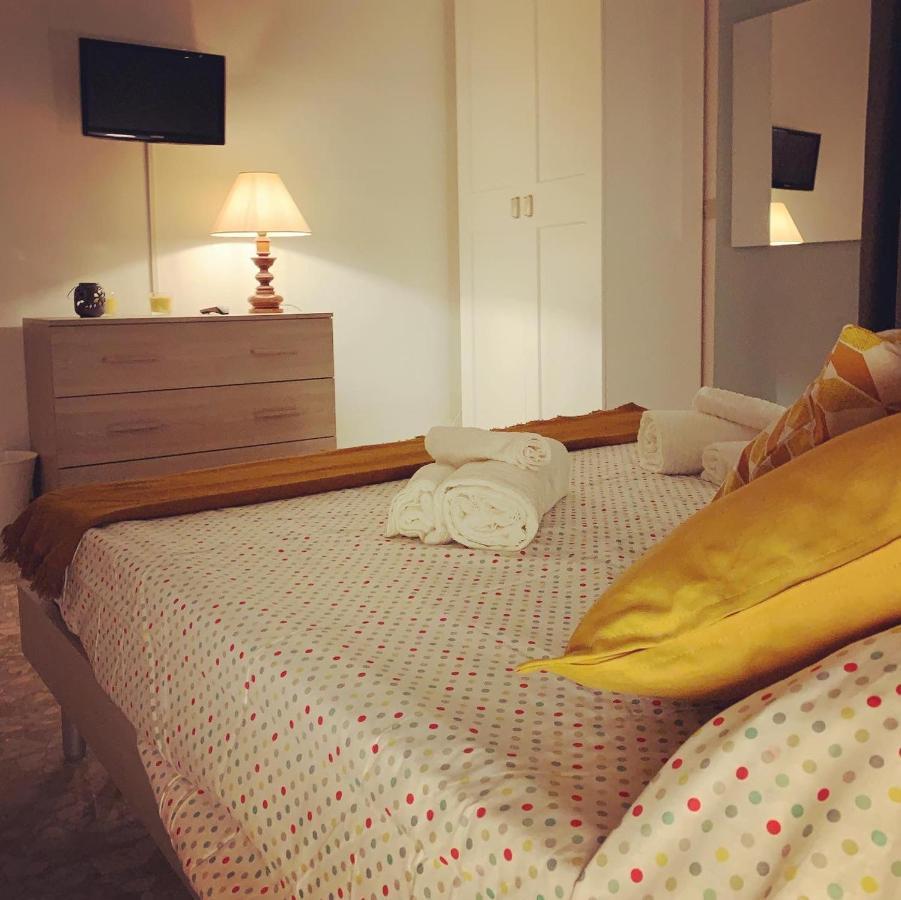 B&B Fiorisol 아우구스타 외부 사진