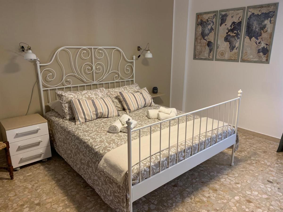 B&B Fiorisol 아우구스타 외부 사진